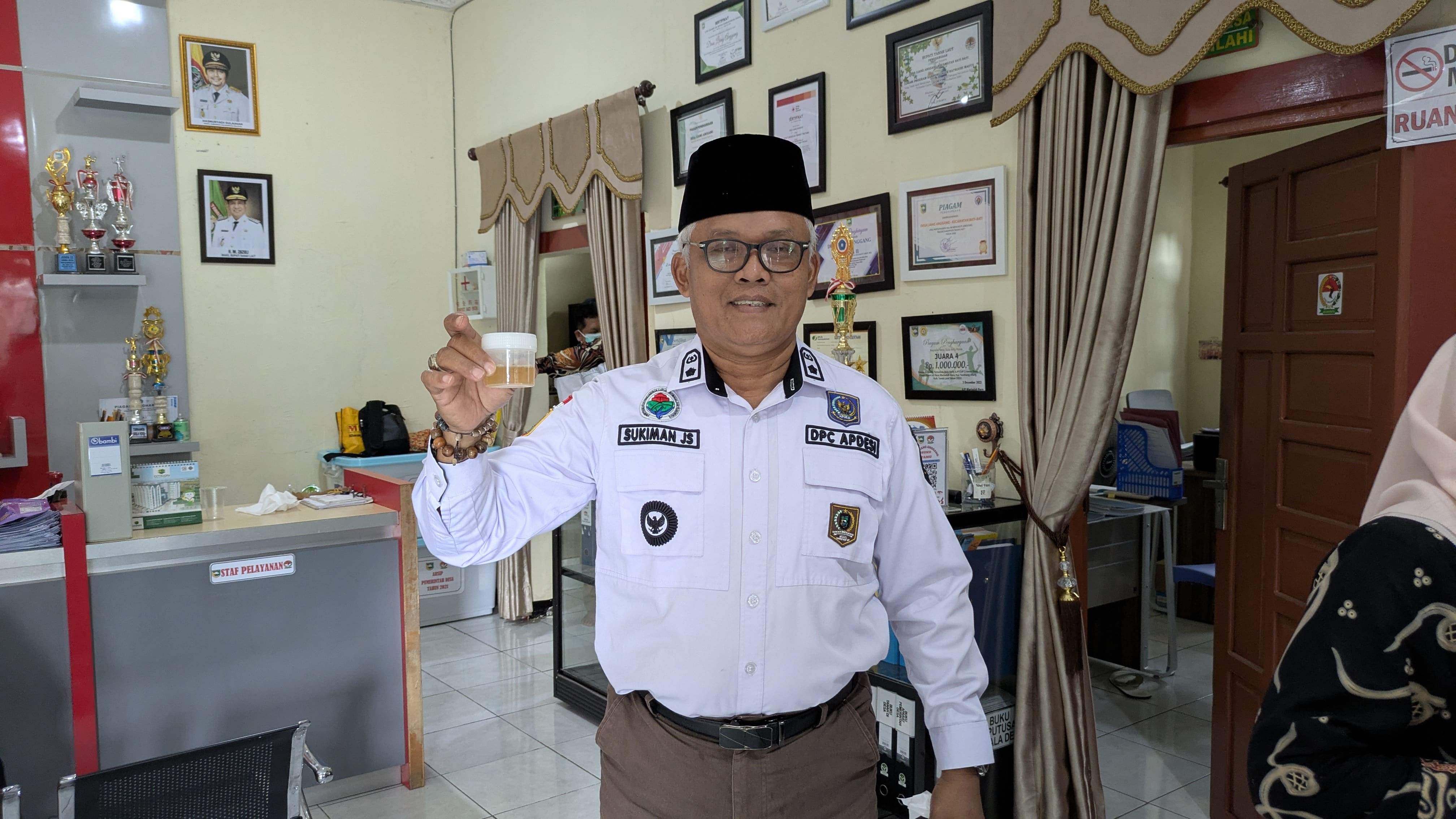 BNNK Tanah Laut Gelar Tes Urine Aparat Desa Liang Anggang, Wujudkan Pemerintahan Bersih Narkoba